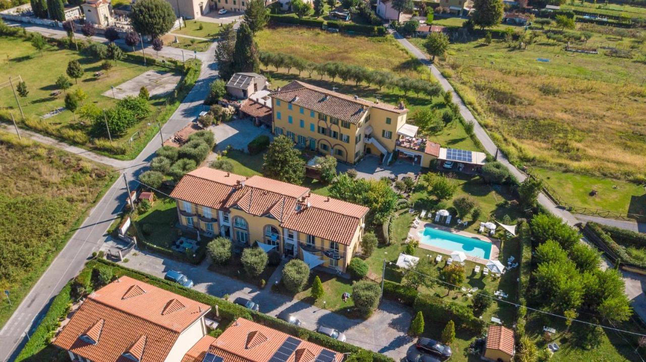 Villa Gabriella Apartments Lucca Ngoại thất bức ảnh